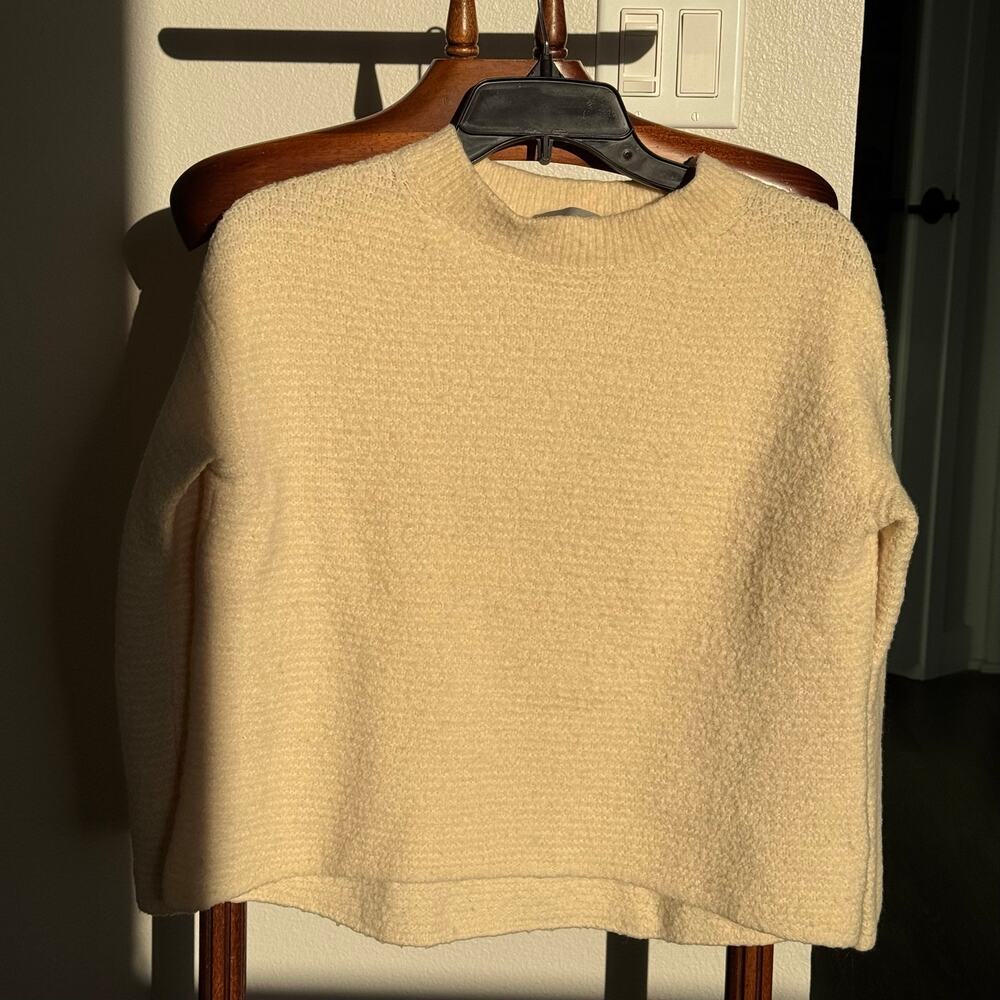Vince Wool Cashmere Sweater XS Ivory Italian Yarn Mock Neck Boxy Knit Luxury